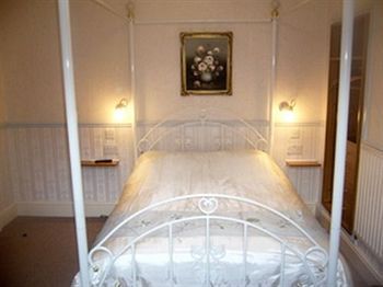 The Captain Guesthouse Scarborough Exteriör bild